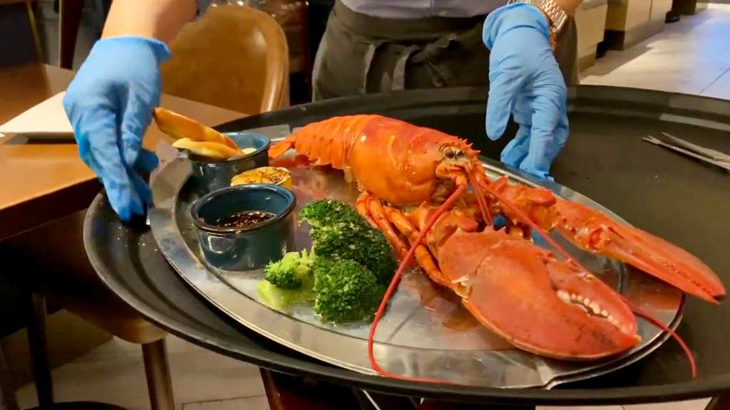 Seasonal Specials: Live Maine Lobster