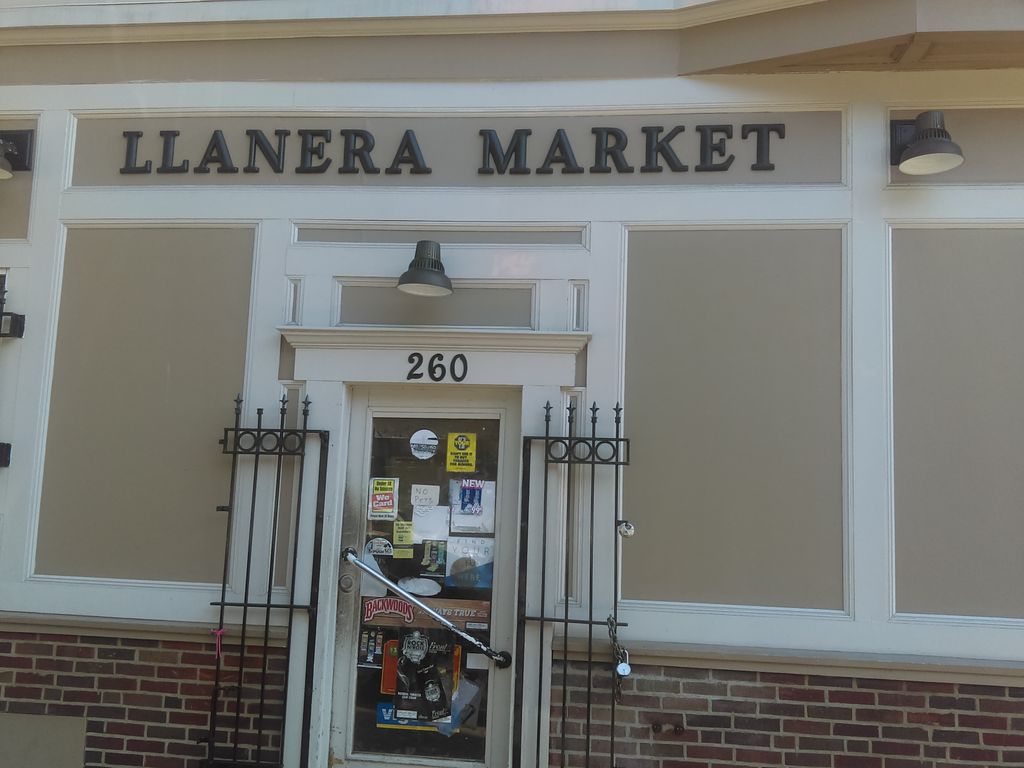 Llanera-Super-Market