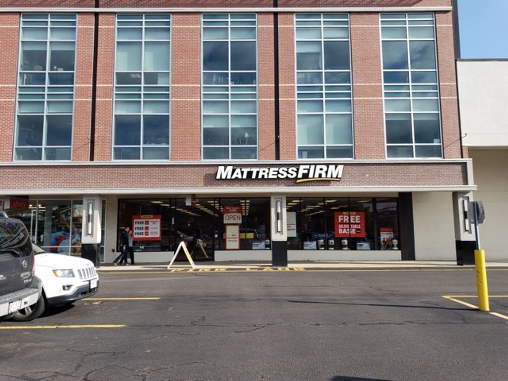 Mattress-Firm-Alewife-and-Broadway