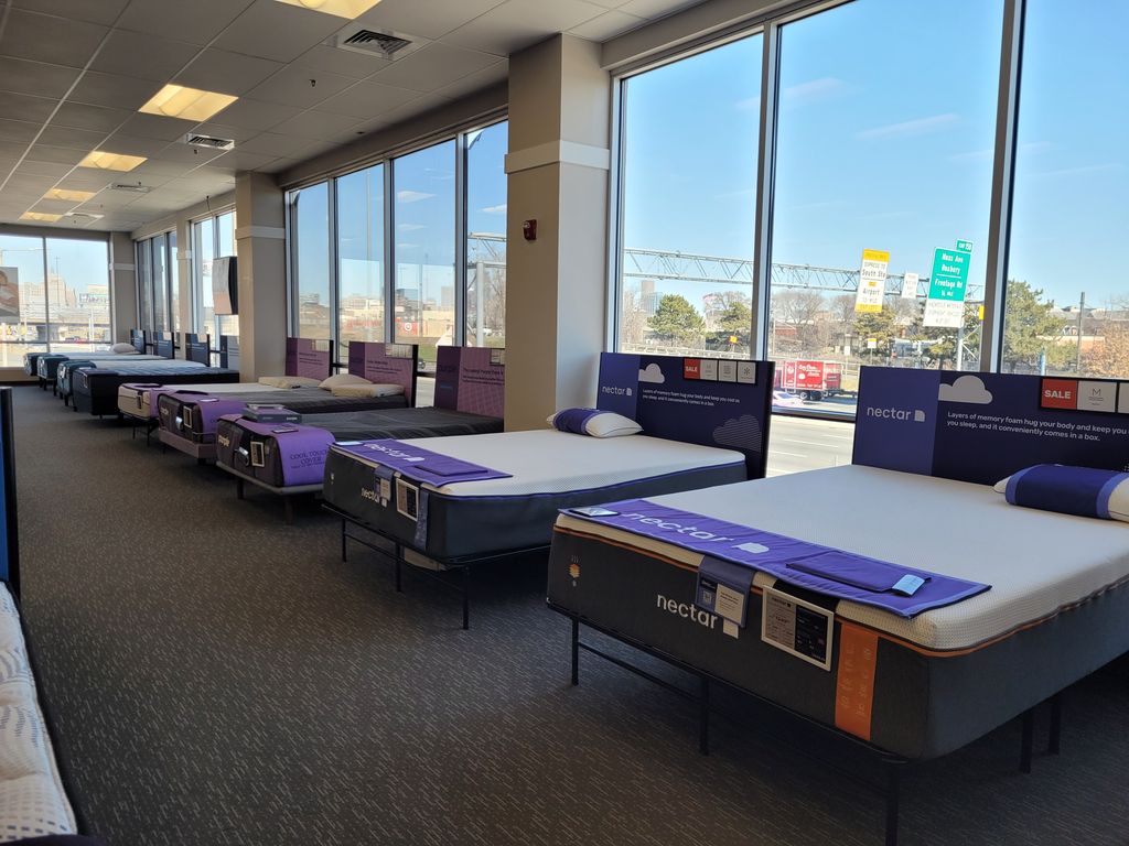 Mattress-Firm-South-Bay-Plaza-1