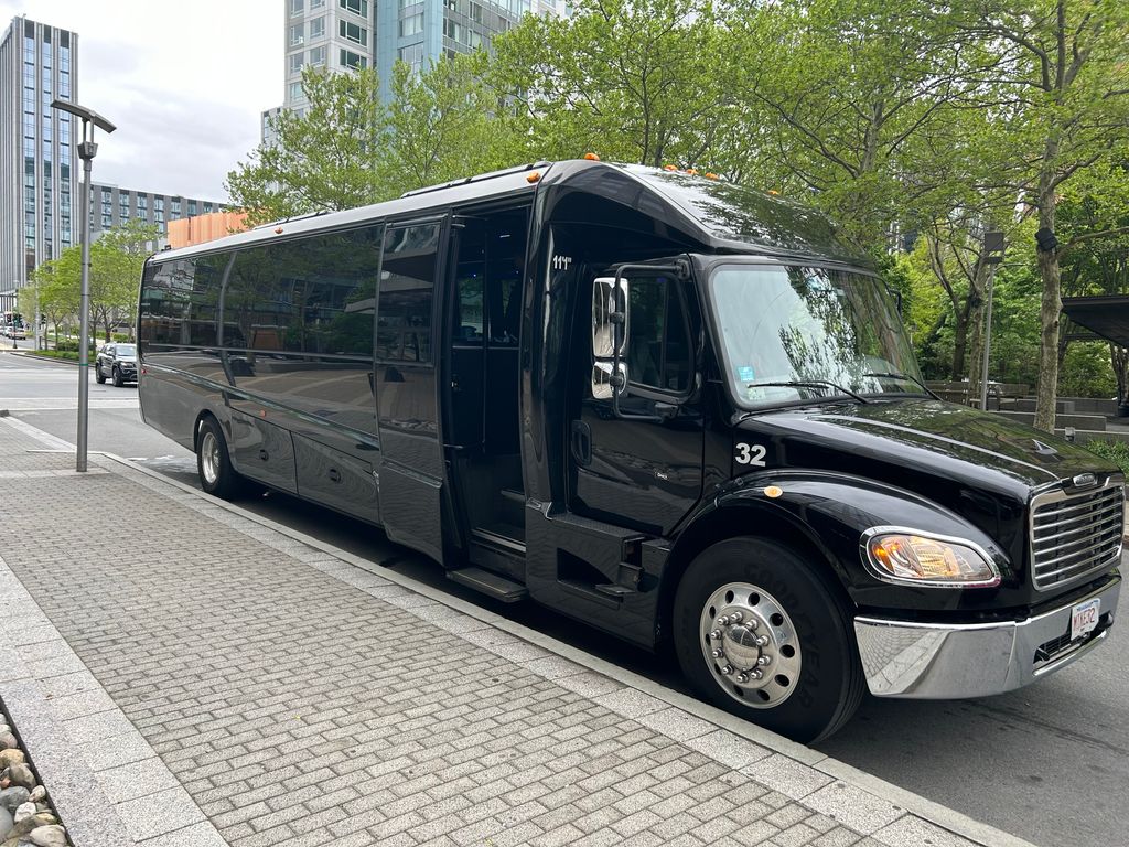 Met-Limo-of-Boston-1