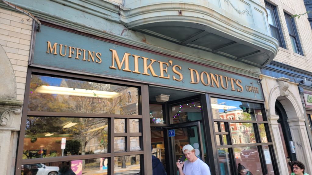 Mikes-Donuts