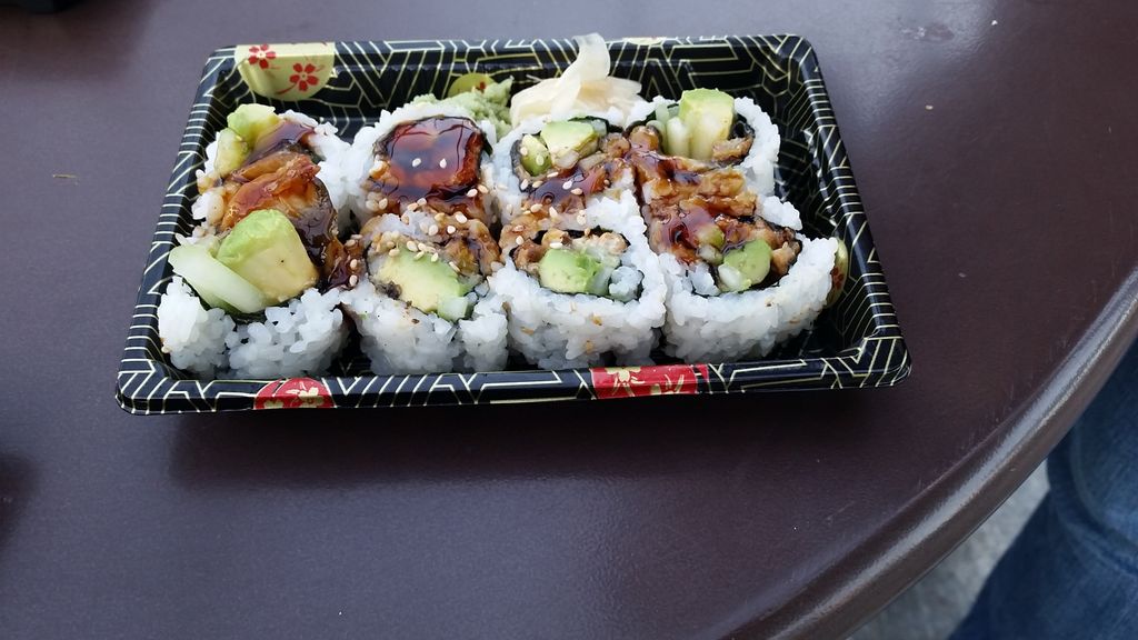 North-End-Fish-Sushi-1