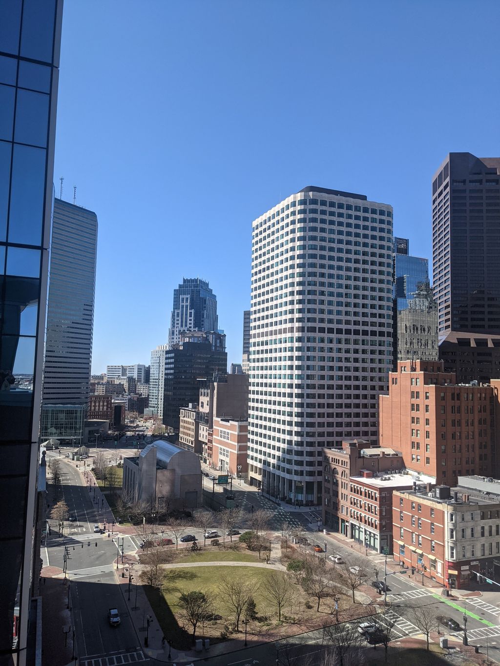 Observation-Deck-at-Independence-Wharf