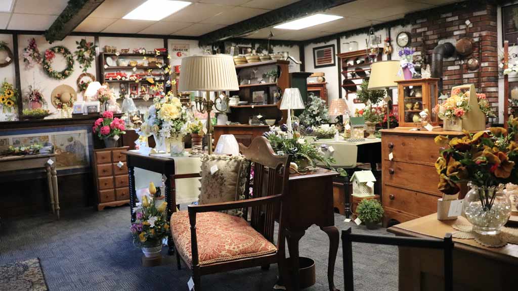 Past and Present Antiques