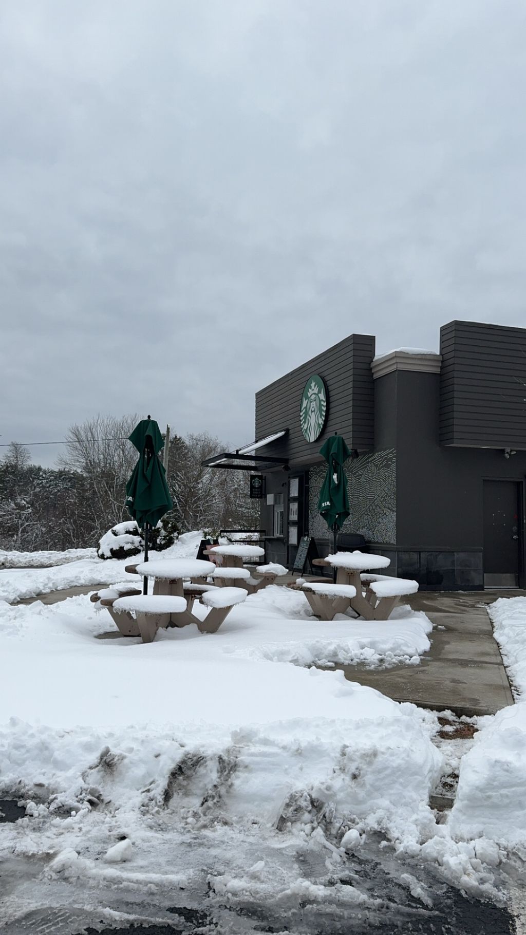 Starbucks-I-90-Service-Area-3E