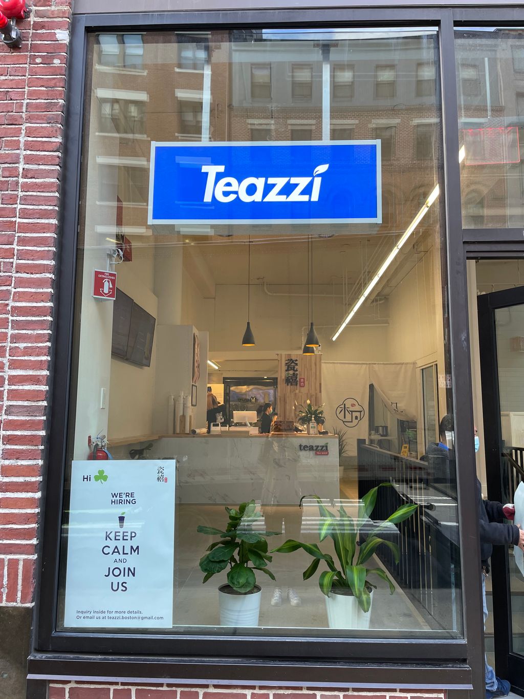 Teazzi-Tea-Shop