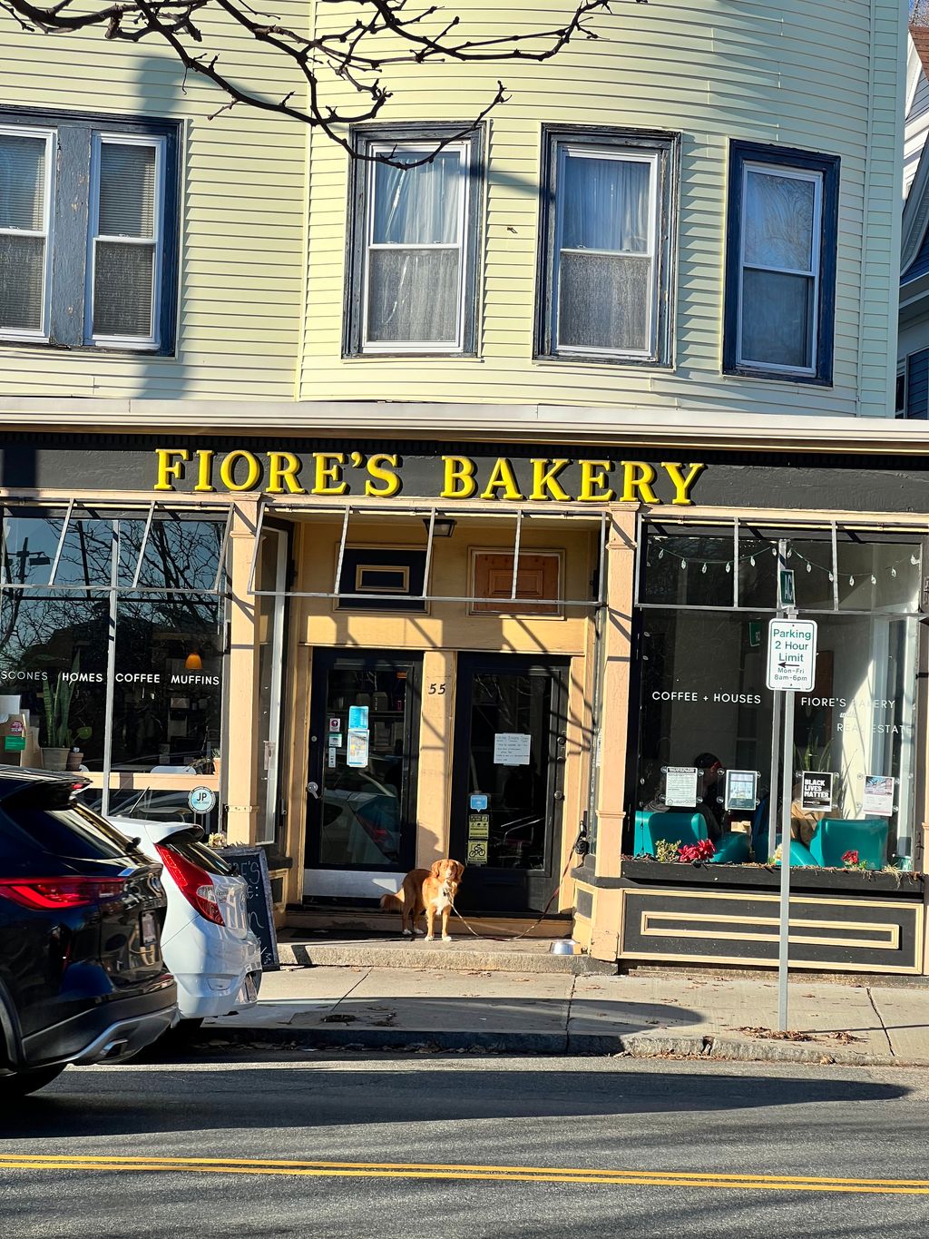 Fiores-Bakery