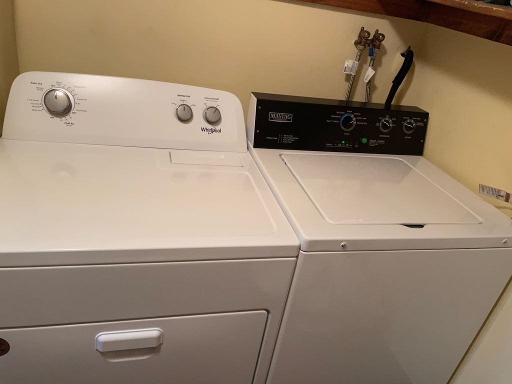 New-England-Appliance-Sales-Service-1