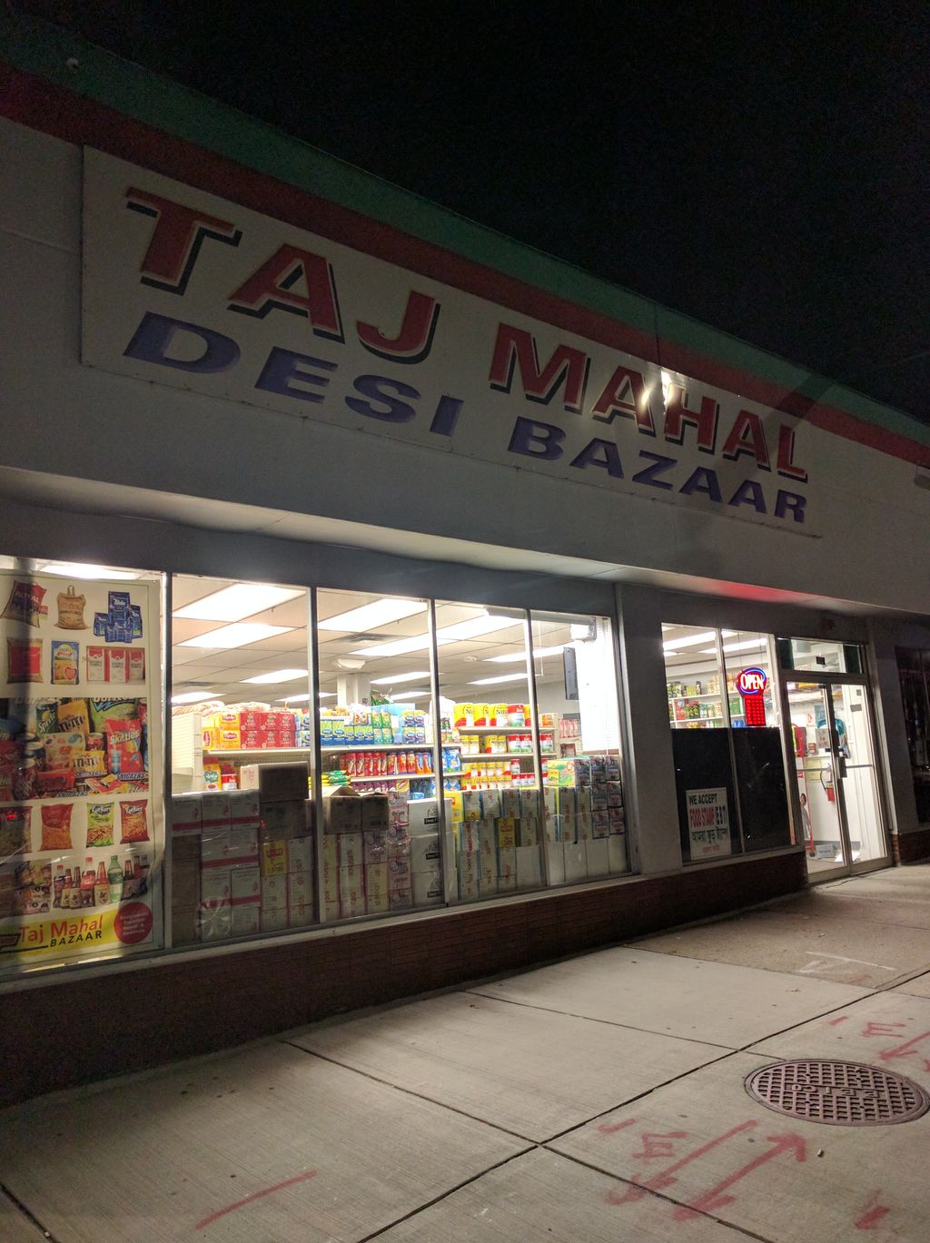 Taj-Mahal-Desi-Bazaar