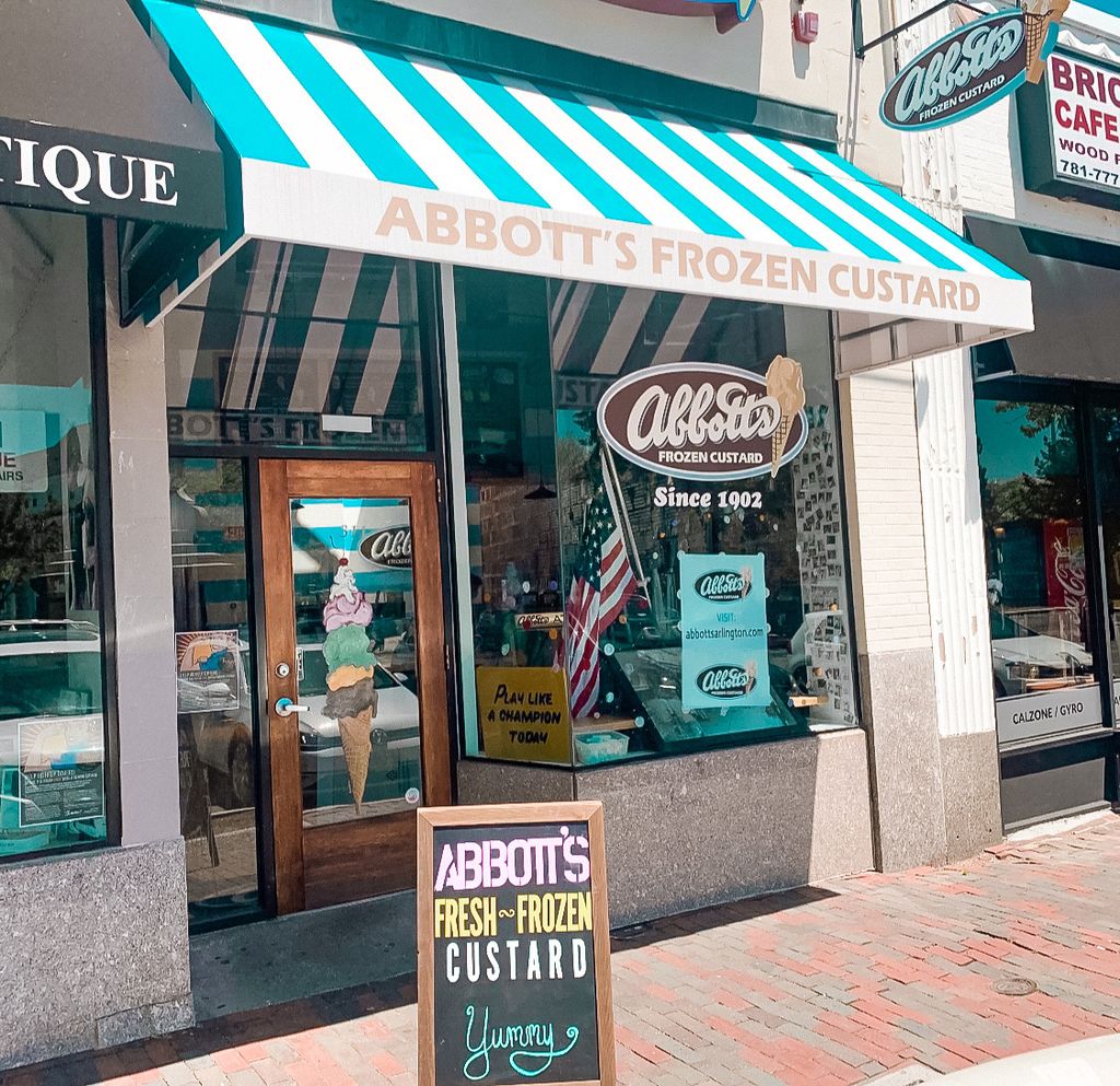 Abbotts-Frozen-Custard-Arlington-Center