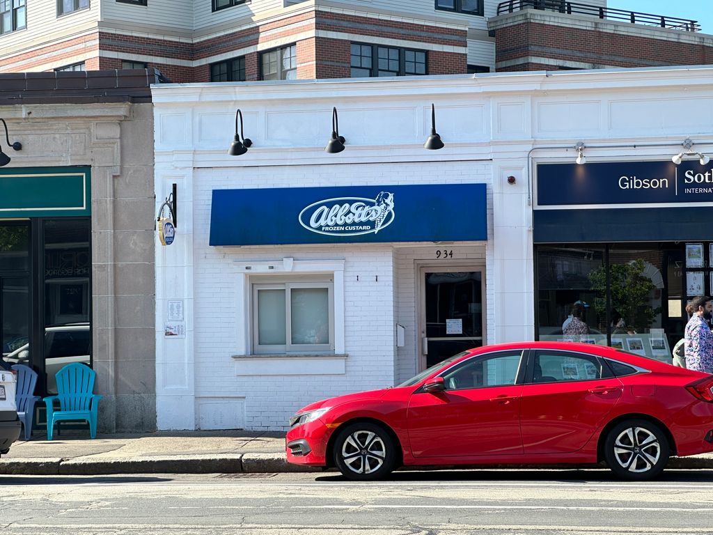 Abbotts-Frozen-Custard