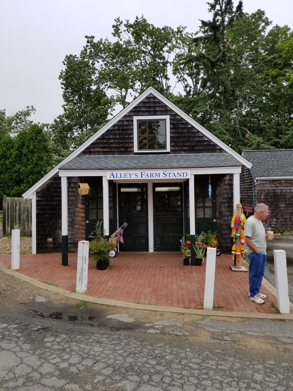 Alleys-Farm-Stand