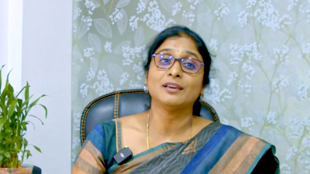 DR. DHAVASHREE V