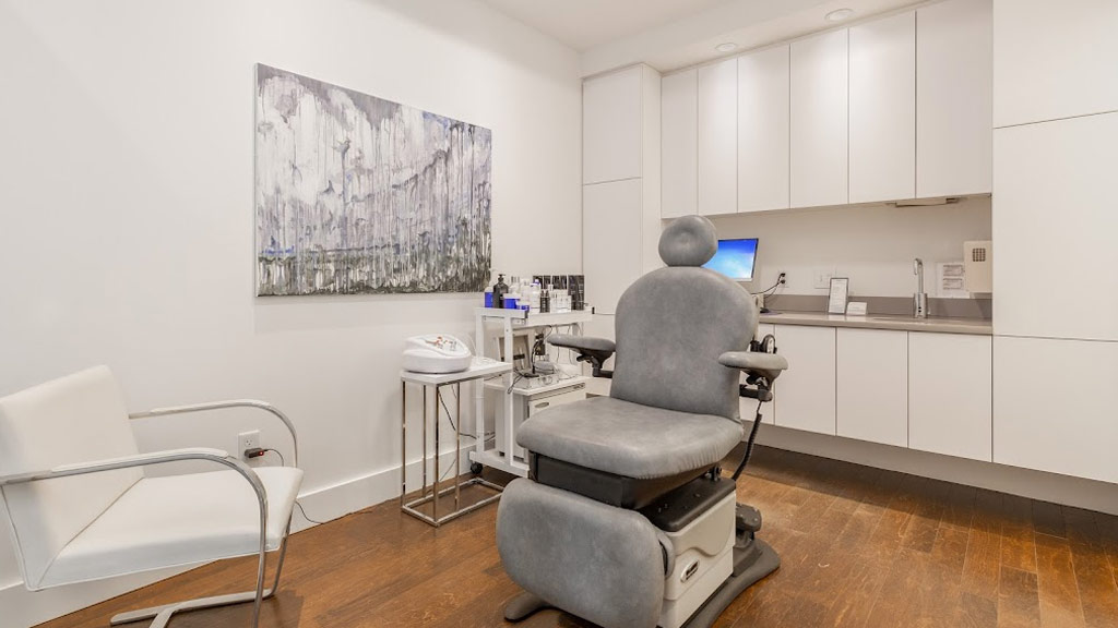 DeRosa Center Plastic Surgery and Med Spa