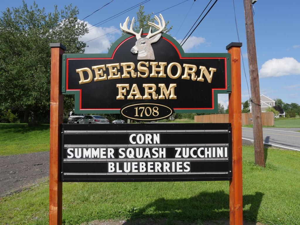 Deershorn-Farm