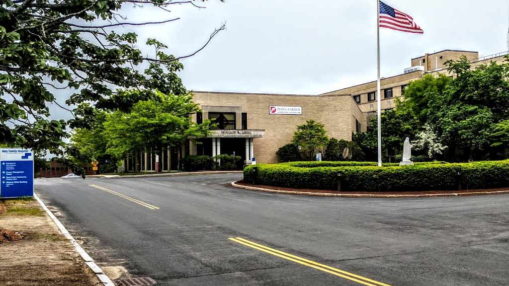 Holy Family Hospital – Methuen