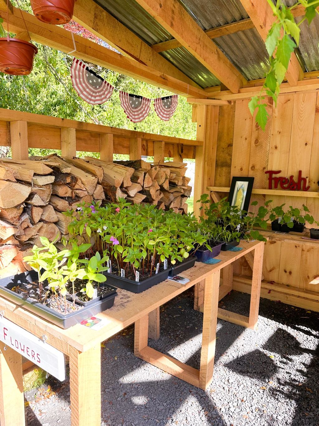 Jones-Family-Farm-Farmstand-1