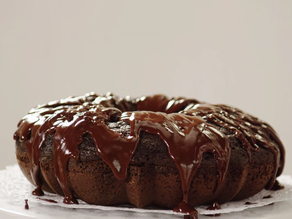 Making The Chocolate Glaze