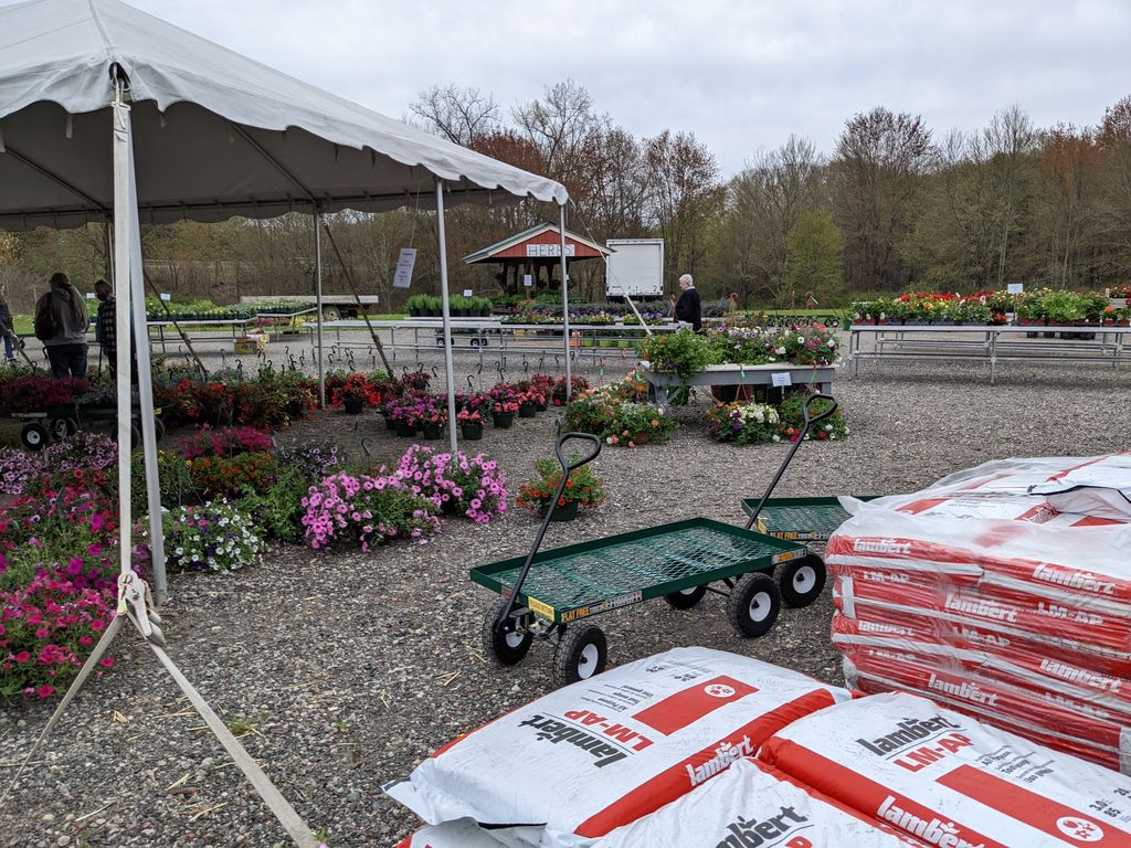 Mill-River-Farm-Market