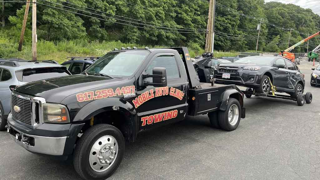 Mobile Auto Clinic Towing