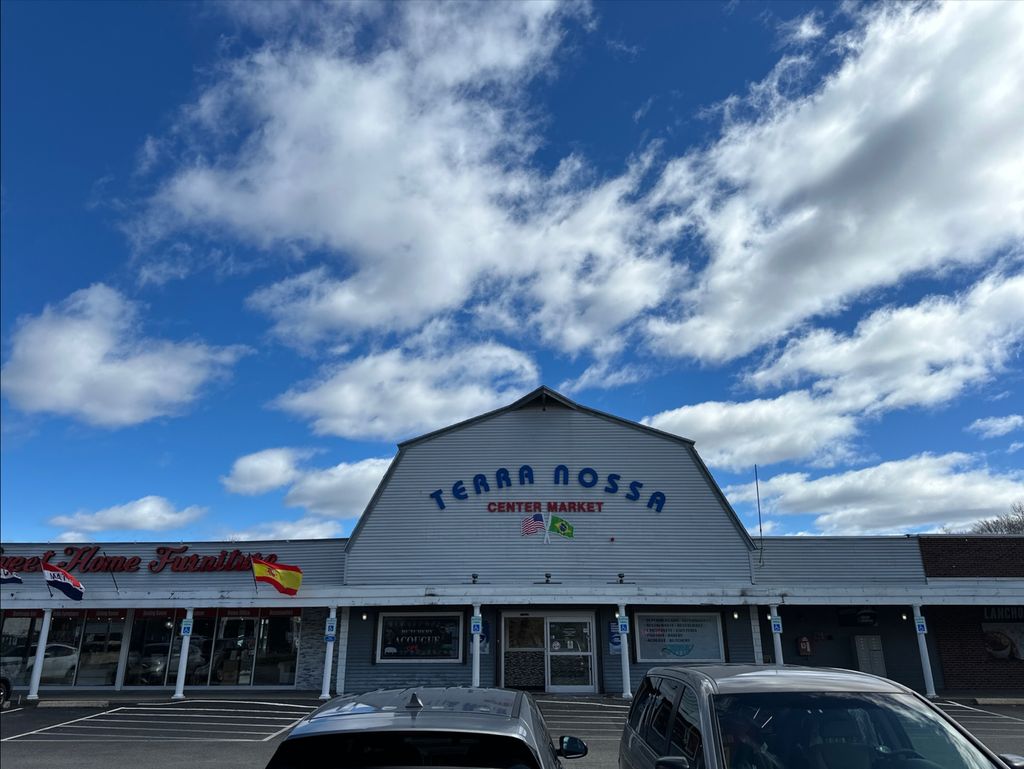 Terra-Nossa-Center-Market-1