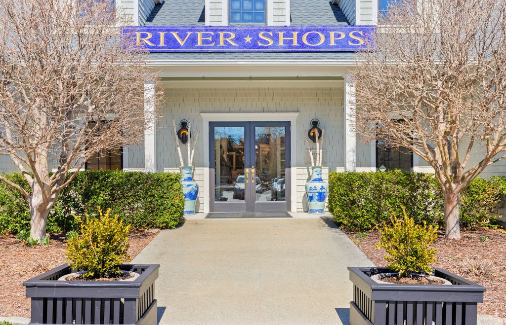 The-Rivershops