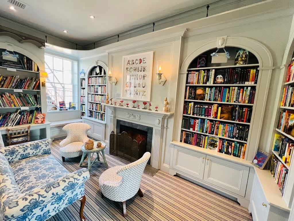 Beacon Hill Books & Café