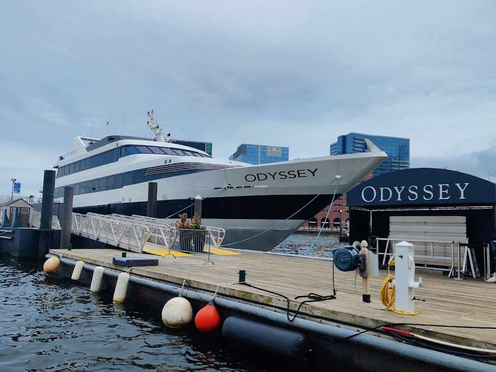  Boston Harbor City Cruises - Rowes Wharf