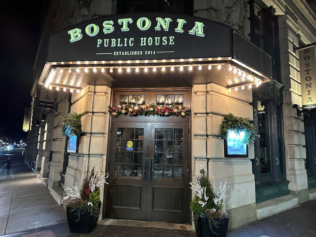 Bostonia Public House