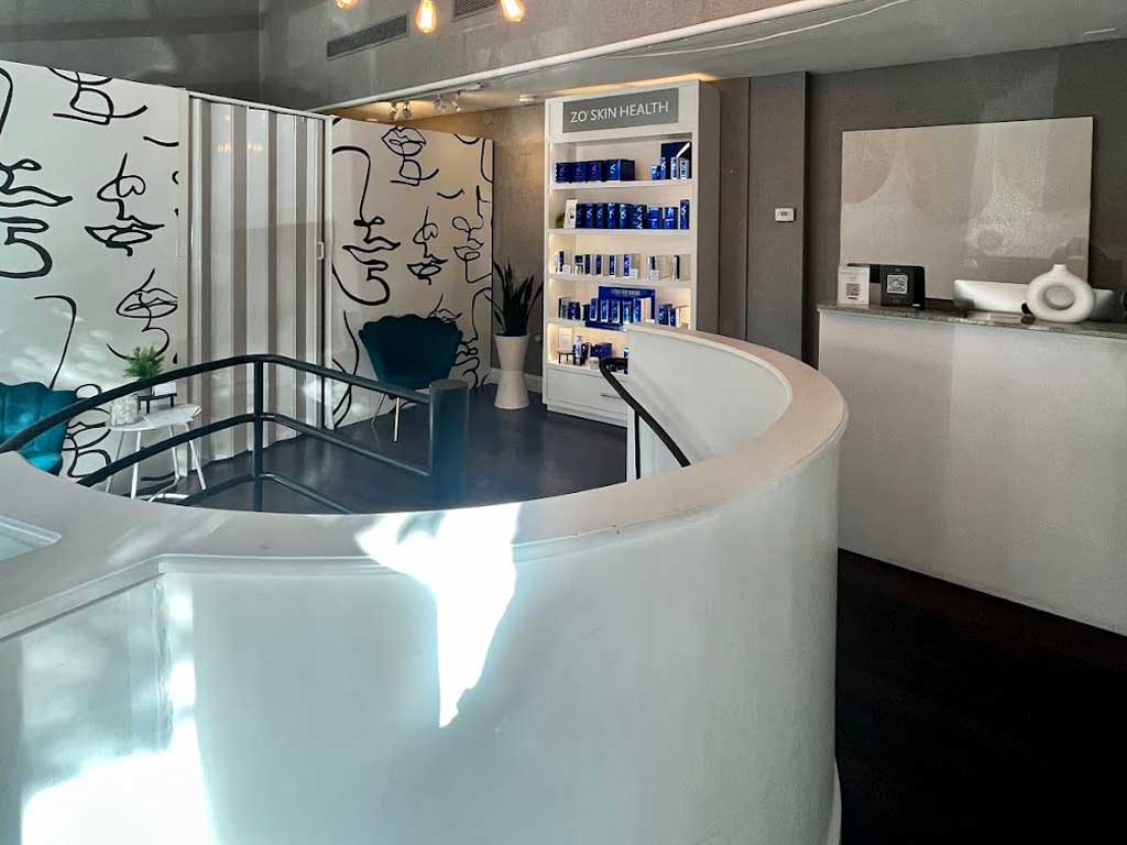 DeluxeBar Medical Aesthetics Boston