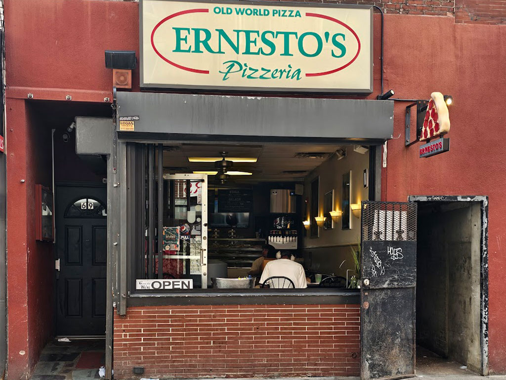 Ernesto's Pizza