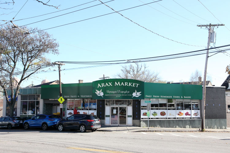 Lahmajoun: Arax Market (Watertown, MA)