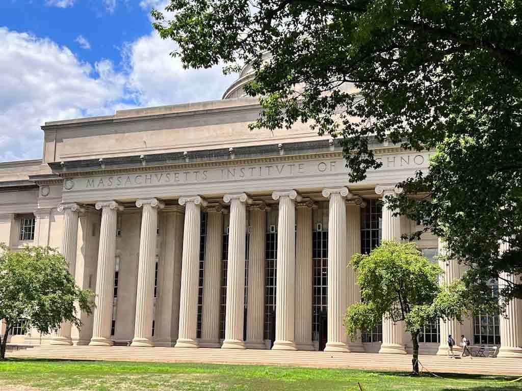 Massachusetts Institute of Technology