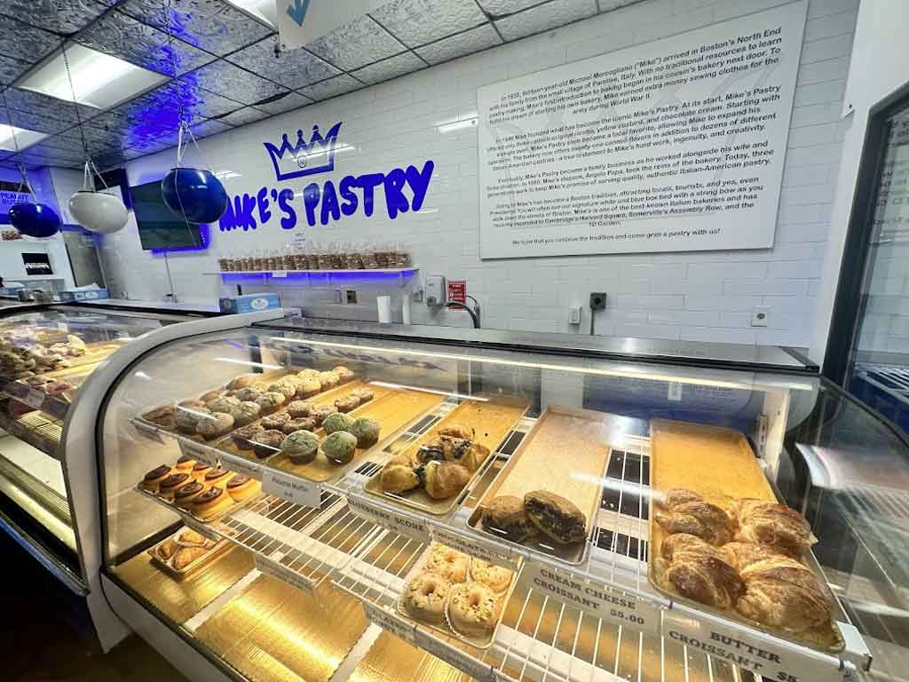  Mike's Pastry