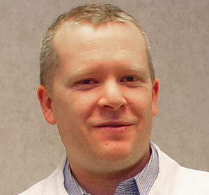 Dr. Simon McRae, MD 