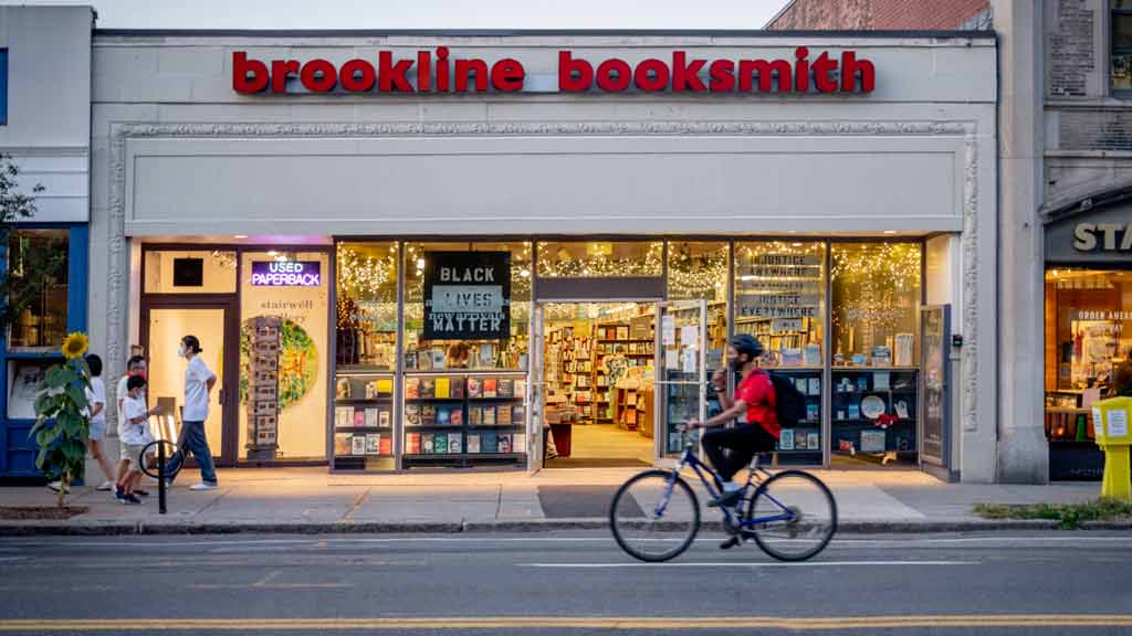 Brookline Booksmith (Brookline, Massachusetts)