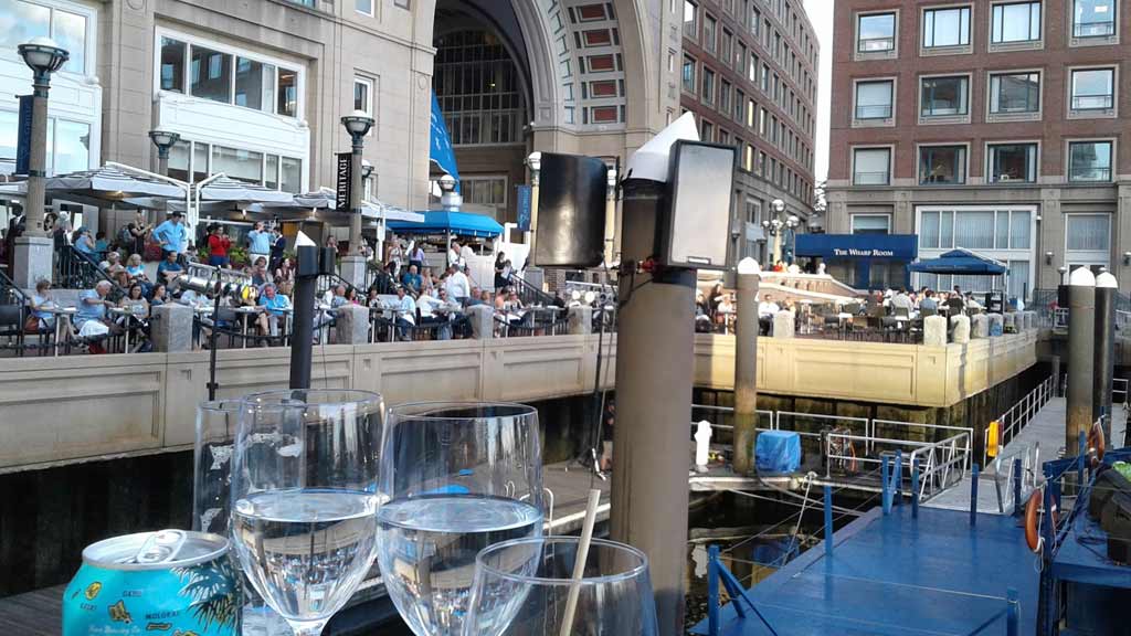 Rowes Wharf Sea Grille