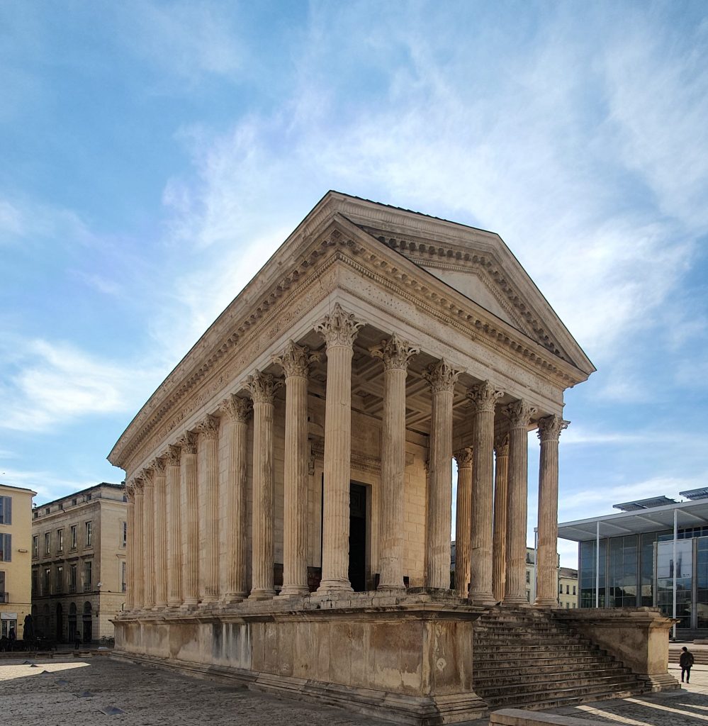 Maison Carrée